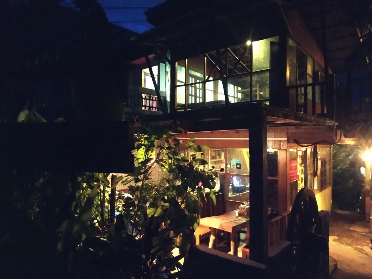 Dream House Guest House & Restaurant Ngwesaung Exterior photo