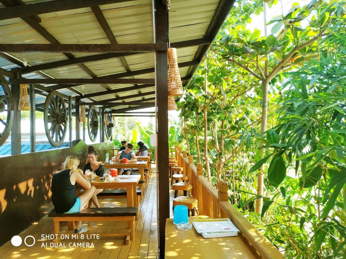 Dream House Guest House & Restaurant Ngwesaung Exterior photo